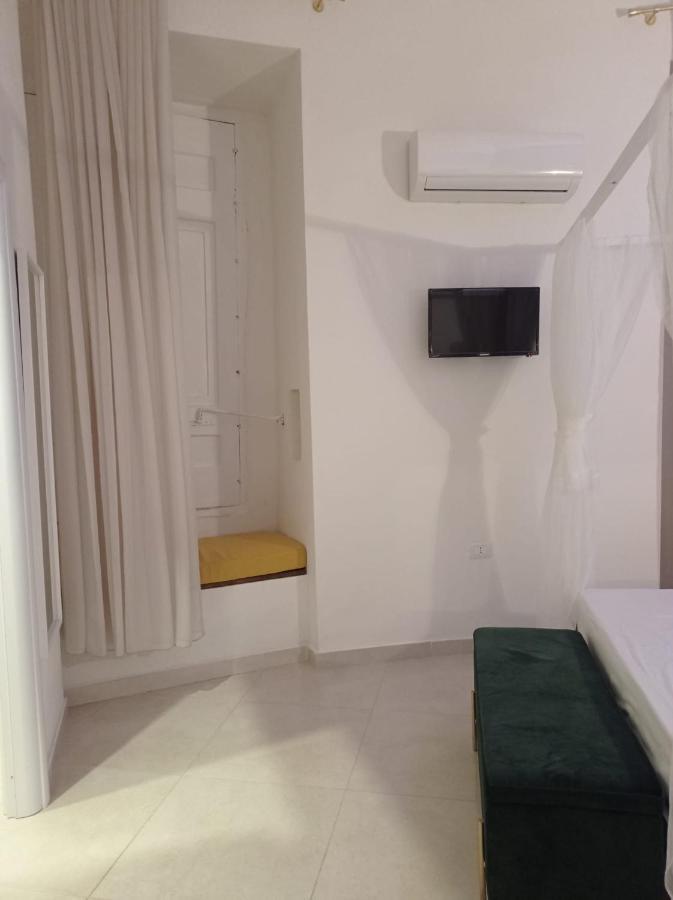 Relais Torre Gloria Bed & Breakfast เนเปิลส์ ภายนอก รูปภาพ