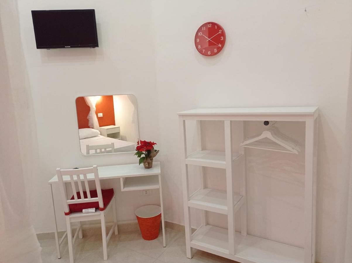 Relais Torre Gloria Bed & Breakfast เนเปิลส์ ภายนอก รูปภาพ