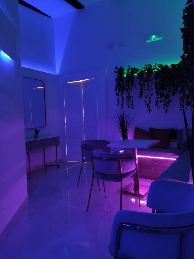 Relais Torre Gloria Bed & Breakfast เนเปิลส์ ภายนอก รูปภาพ